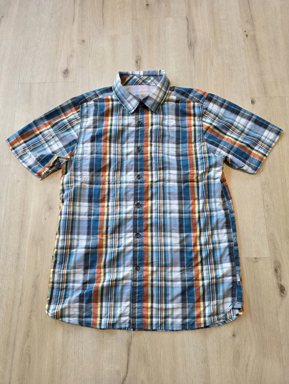 The North Face Men's Short Sleeve Plaid Shirt Size S